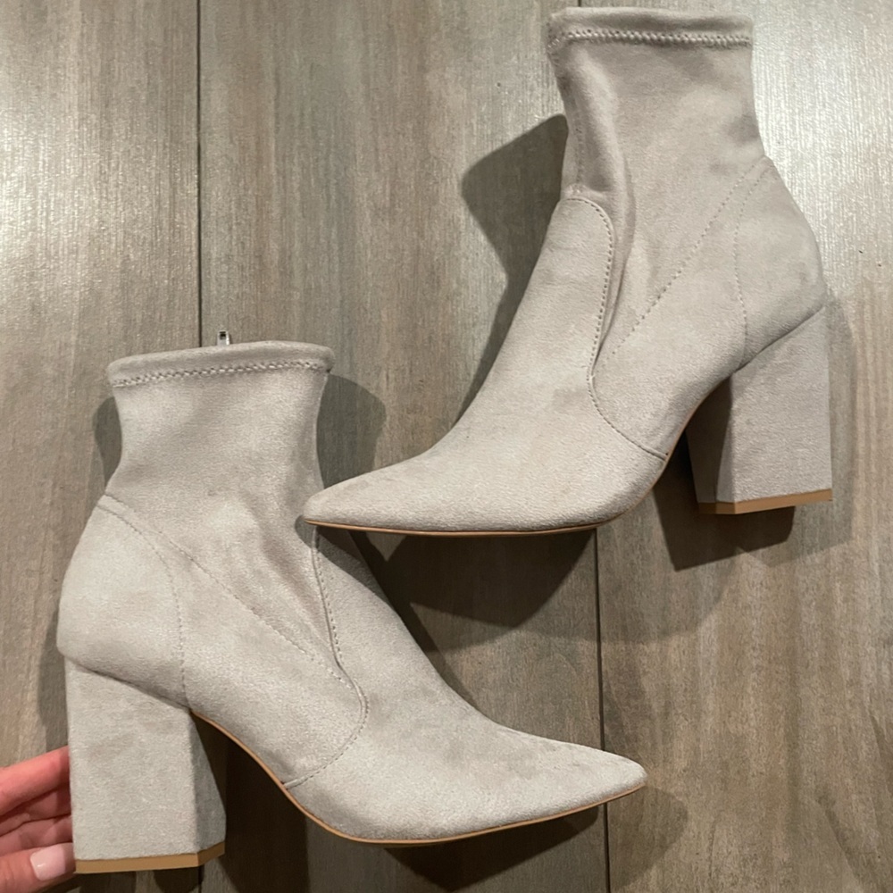 🤍Express Heeled Boots🤍